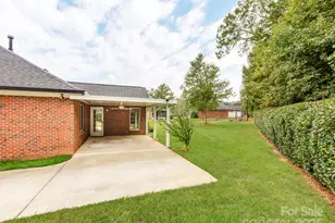 2207 Windsor Woods Dr, Gastonia, NC 28054 - Photo 29