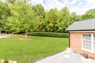 2207 Windsor Woods Dr, Gastonia, NC 28054 - Photo 33