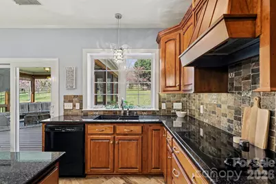 7924 Fairmeadows Drive, Charlotte, NC 28269 - Photo 11
