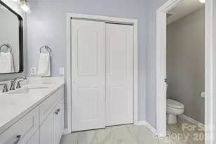 7924 Fairmeadows Dr, Charlotte, NC 28269 - Photo 25