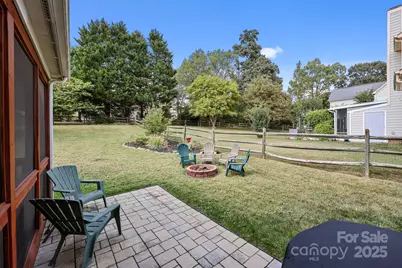 7924 Fairmeadows Drive, Charlotte, NC 28269 - Photo 23