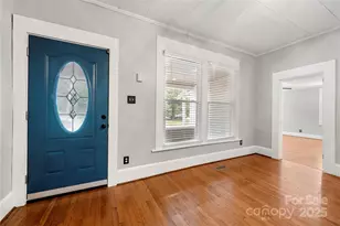 215 W D St, Newton, NC 28658 - Photo 11