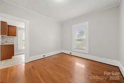 215 W D Street, Newton, NC 28658 - Photo 19