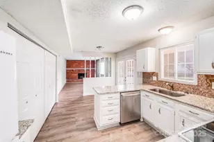 11222 Smoke Tree Ln, Charlotte, NC 28226 - Photo 13