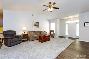 6815 Cinnamon Cir, Mint Hill, NC 28227 - Photo 5