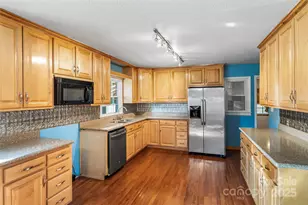 5325 US 70 Hwy W, Marion, NC 28752 - Photo 7