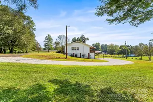 5325 US 70 Hwy W, Marion, NC 28752 - Photo 35