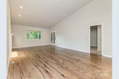 405 Wild Oak Lane, Hendersonville, NC 28791 - Photo 5