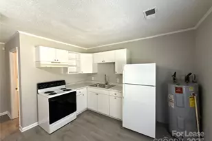 609 W Davidson Ave, Gastonia, NC 28052 - Photo 3