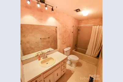 510 4th Avenue NE, Conover, NC 28613 - Photo 15