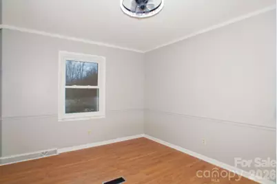 510 4th Avenue NE, Conover, NC 28613 - Photo 19