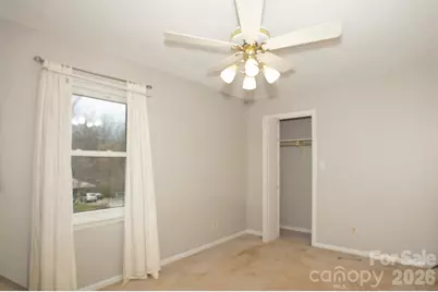 510 4th Avenue NE, Conover, NC 28613 - Photo 23