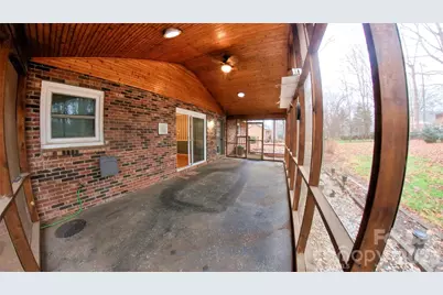 510 4th Avenue NE, Conover, NC 28613 - Photo 5