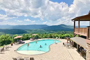 5684 Low Country Rd, Lenoir, NC 28645 - Photo 17