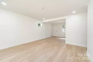 2427 Danforth Ln, Charlotte, NC 28208 - Photo 17