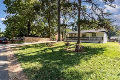 2427 Danforth Lane, Charlotte, NC 28208 - Photo 3