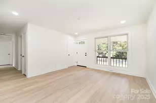 2427 Danforth Ln, Charlotte, NC 28208 - Photo 15