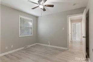 2909 Southwest Blvd, Charlotte, NC 28216 - Photo 9