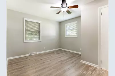 2909 Southwest Boulevard, Charlotte, NC 28216 - Photo 13