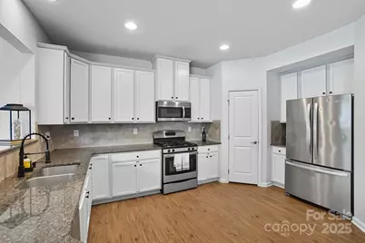 824 Wingthorn Rose Drive, Gastonia, NC 28056 - Photo 15