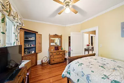 311 W 6th Avenue, Gastonia, NC 28052 - Photo 13