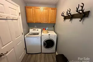 102 Stephens Dr, Morganton, NC 28655 - Photo 29