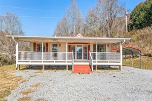 93 Merry Way, Clyde, NC 28721 - Photo 3