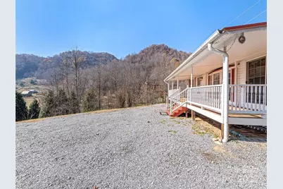 93 Merry Way, Clyde, NC 28721 - Photo 5