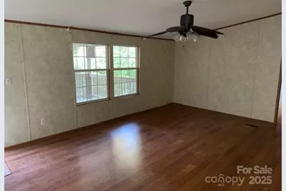 623 Shadowood Drive, Spruce Pine, NC 28777 - Photo 7