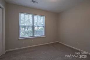 1919 Dietrich Ln, Charlotte, NC 28262 - Photo 11