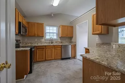 1919 Dietrich Lane, Charlotte, NC 28262 - Photo 5