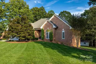 11 Greenway Dr, Granite Falls, NC 28630 - Photo 7