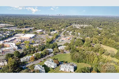 6165 Meadow Rose Lane, Charlotte, NC 28215 - Photo 33