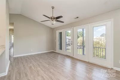 6165 Meadow Rose Lane, Charlotte, NC 28215 - Photo 9