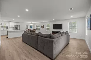 1100 Jenkins Dr, Charlotte, NC 28212 - Photo 5