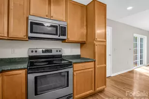 10 Cotton Creek Cir, Black Mountain, NC 28711 - Photo 17