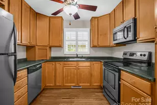 10 Cotton Creek Cir, Black Mountain, NC 28711 - Photo 15