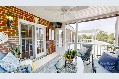 2400 Carriage Lane, Lincolnton, NC 28092 - Photo 5