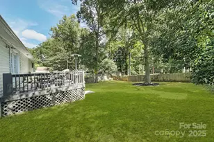 3734 Dunwoody Dr, Charlotte, NC 28215 - Photo 29