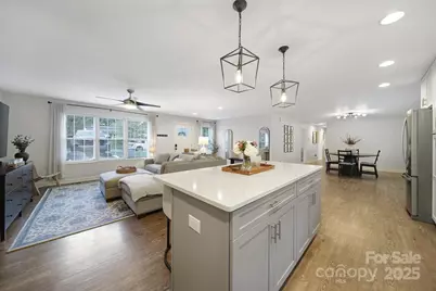 3734 Dunwoody Drive, Charlotte, NC 28215 - Photo 11