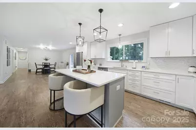 3734 Dunwoody Drive, Charlotte, NC 28215 - Photo 9