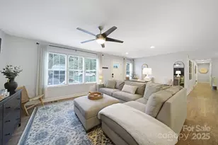 3734 Dunwoody Dr, Charlotte, NC 28215 - Photo 7