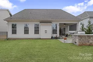 141 Rhuidean Ct, Troutman, NC 28166 - Photo 9