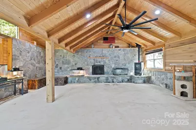 31 Abbott Road, Clyde, NC 28721 - Photo 21