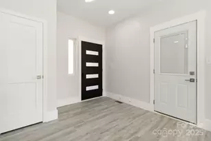 3008 Cricketeer Dr, Charlotte, NC 28216 - Photo 11