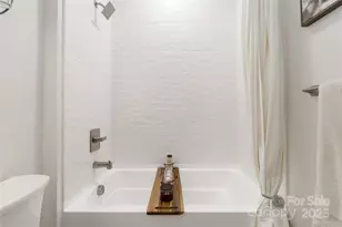 3008 Cricketeer Dr, Charlotte, NC 28216 - Photo 33