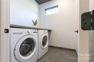 386 Squirrel Ln, Clover, SC 29710 - Photo 17