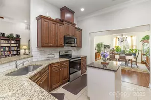 4321 Rolling Acres Rd, Charlotte, NC 28213 - Photo 9