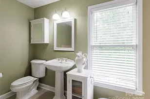 91 Carter Cove Rd, Asheville, NC 28804 - Photo 29