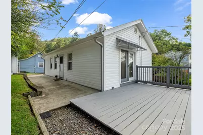 6 Beech Street, Black Mountain, NC 28711 - Photo 3